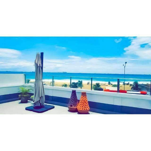 Hotel Seaside Lome Exterior photo